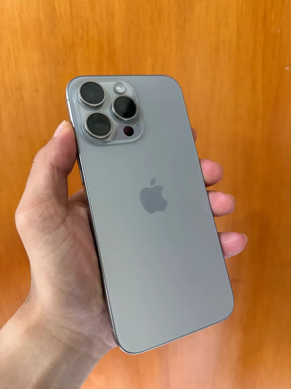 iPhone 15 Pro Max 256Gb Todo Original / impecável - Celulares e