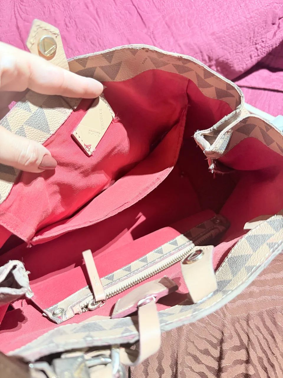 Bolsa Schutz original bem conservada - Foto 2
