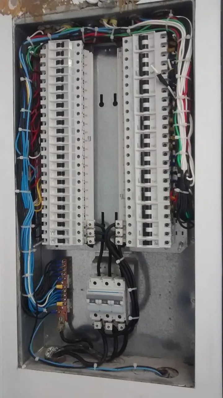Eletricista predial e residencial  - Foto 5