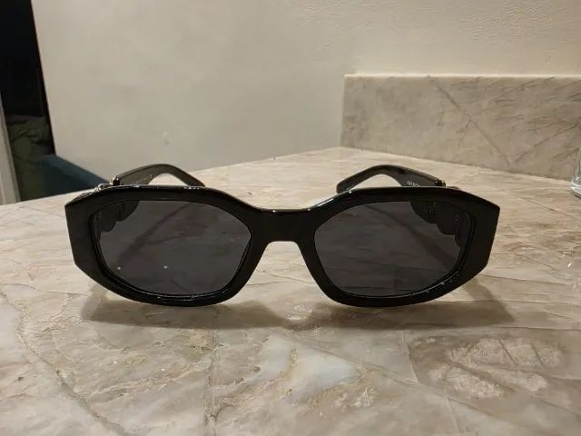 óculos de sol preto lentes cinza vintage - Foto 2
