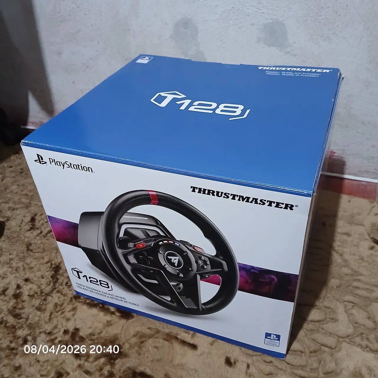 Volante Thrustmaster T128 com aro momo 350mm - Foto 5