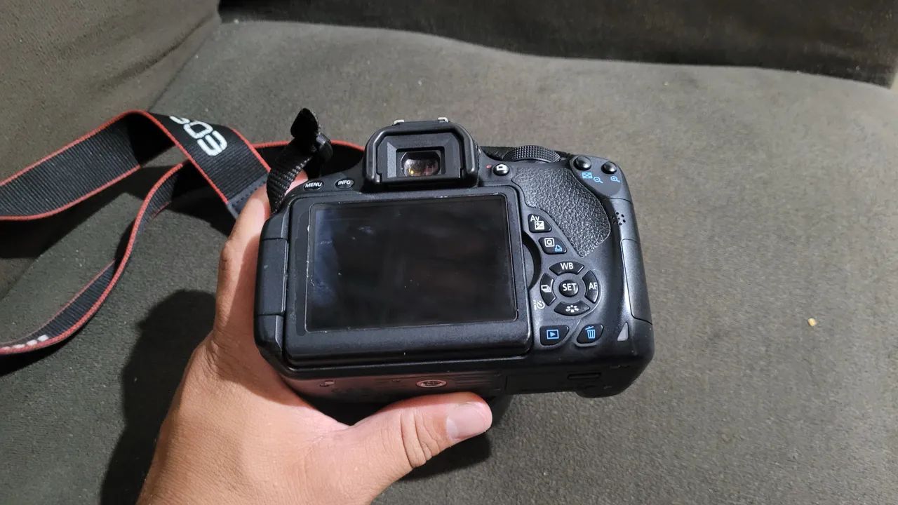 Cânon T5i - Foto 2