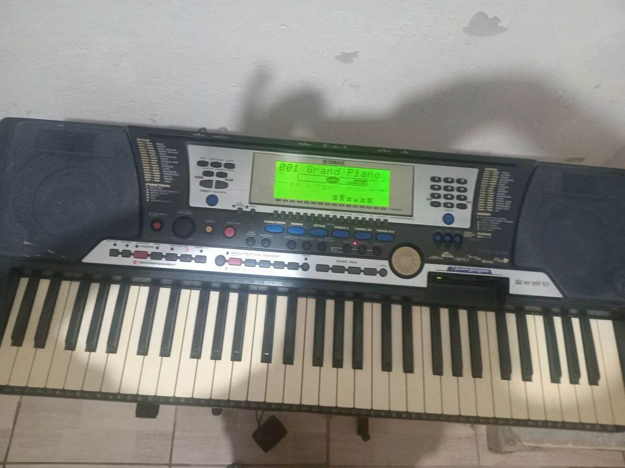 Teclado YAMAHA PSR 540