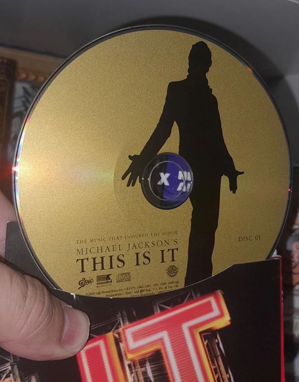 CD Michael Jackson: This is It (2 CDs e Encarte) - Foto 4