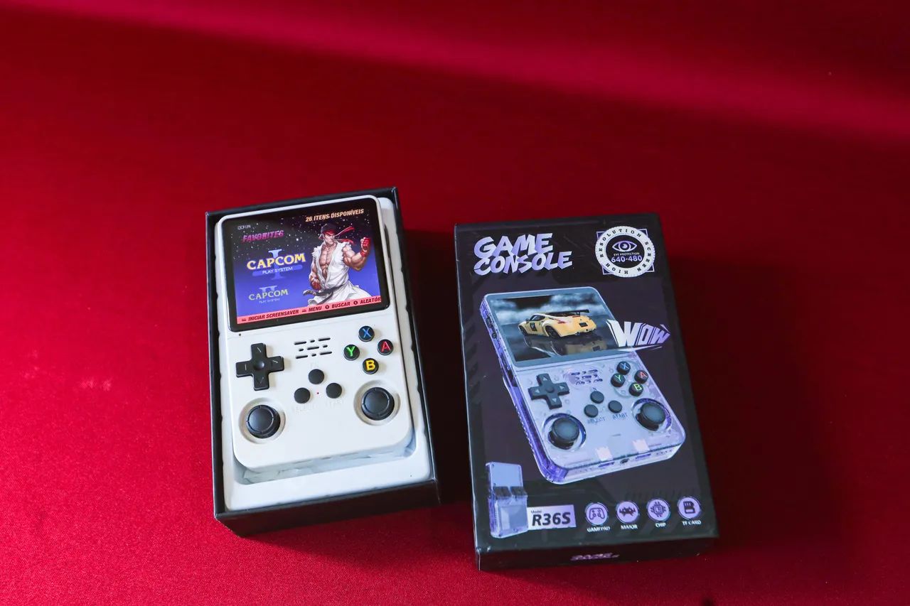 Game console r36s