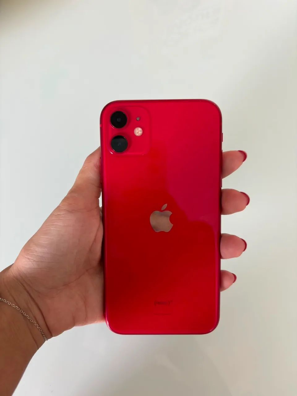 iPhone 11 Red - 64 GB Único Dono  - Foto 2