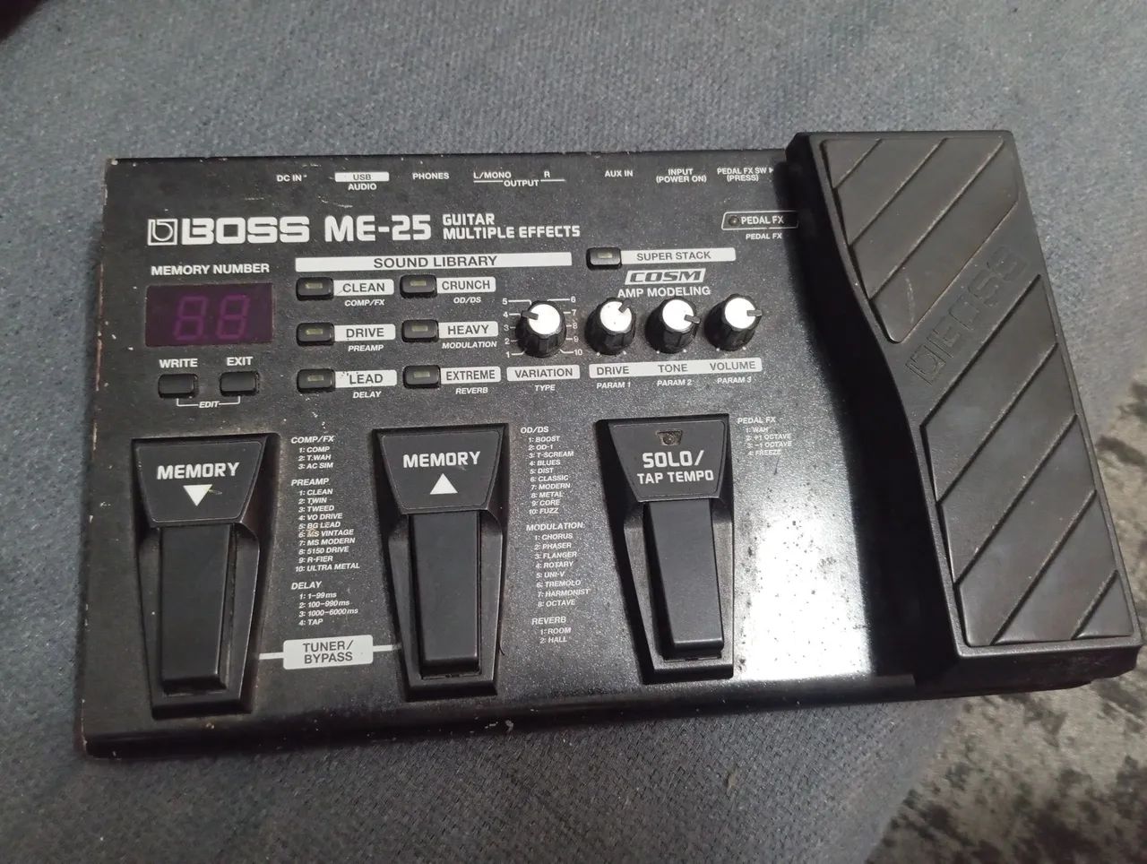 Pedaleira Me 25