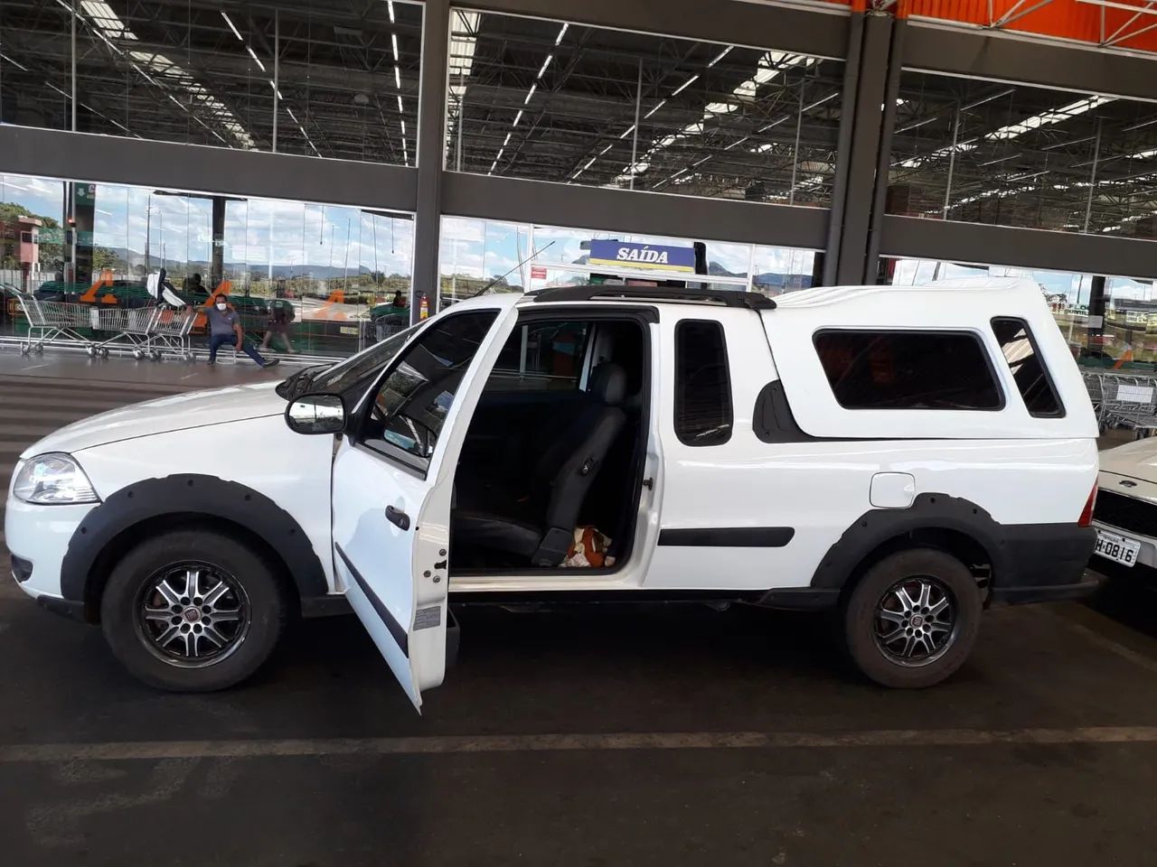 Fiat Strada Working Celeb.1.4 Fire Flex 8V CE 2012 - Foto 4