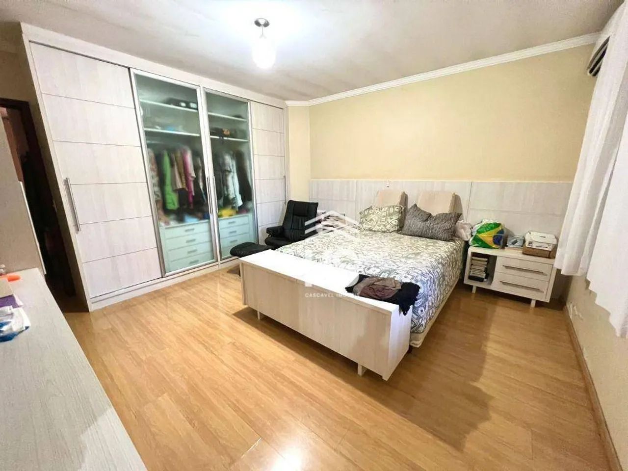 CASA COM 5 DORMITÓRIOS A VENDA NO CENTRO - Foto 5