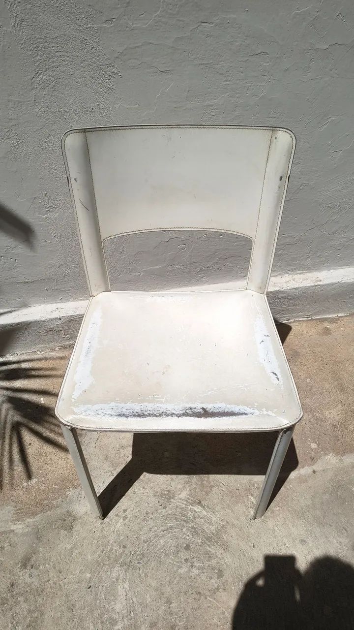 4 Cadeiras em couro branco 