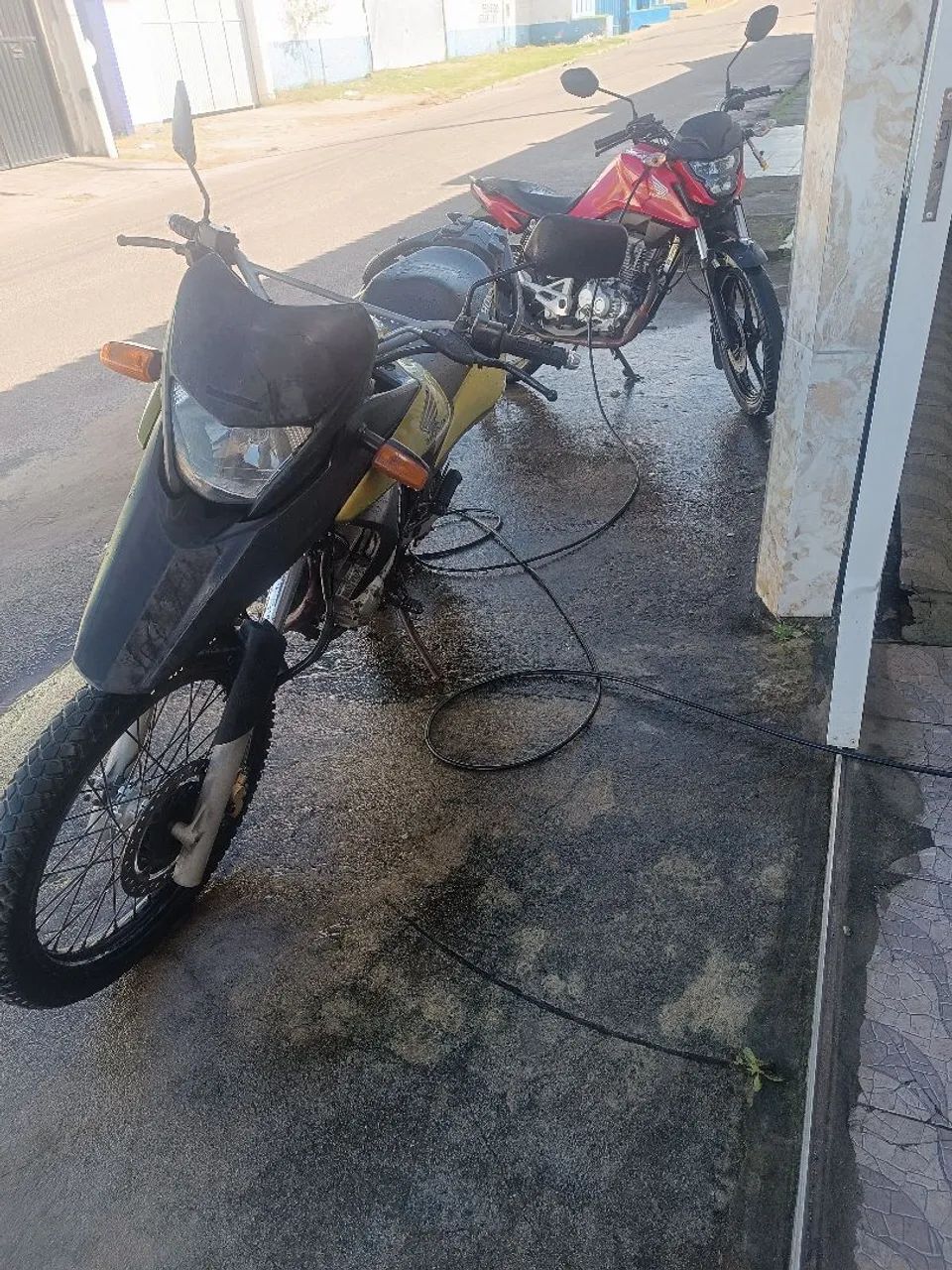VENDO XRE 300 NO PRECINHO  - Foto 5