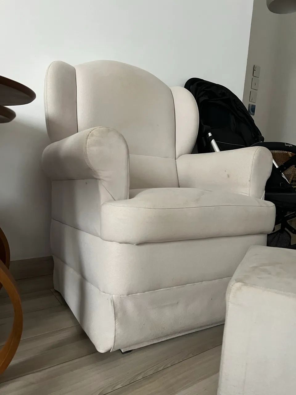 Poltrona de Amamentação com Puff - Foto 3