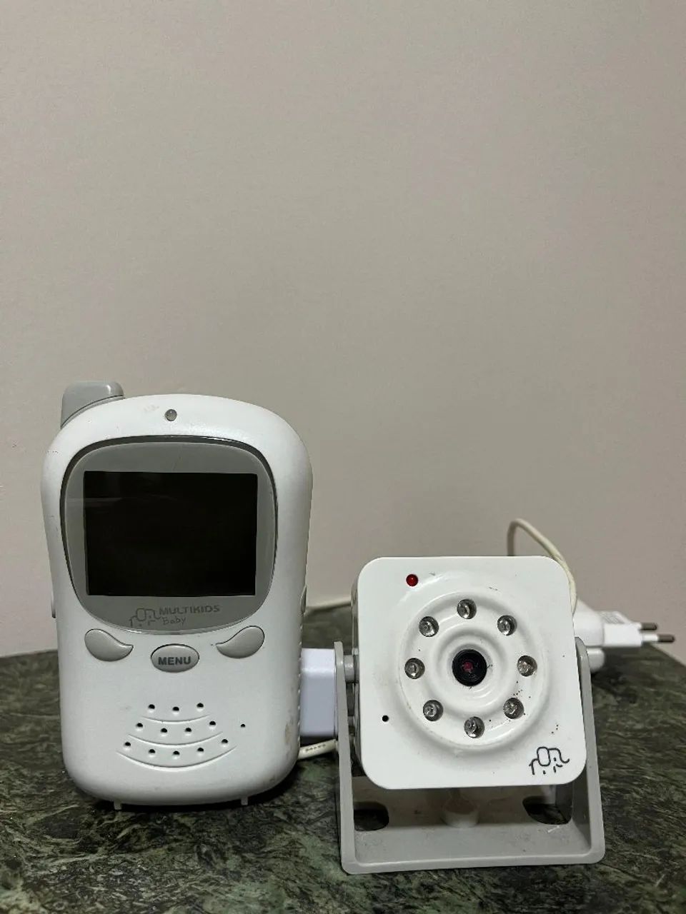 Babá eletrônica 
