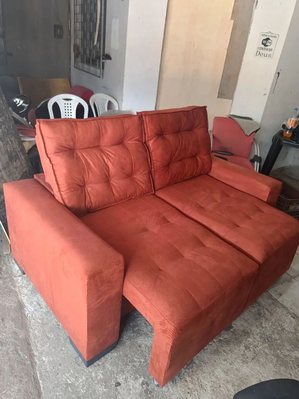 Sofá retrátil reclinável novo - Foto 3