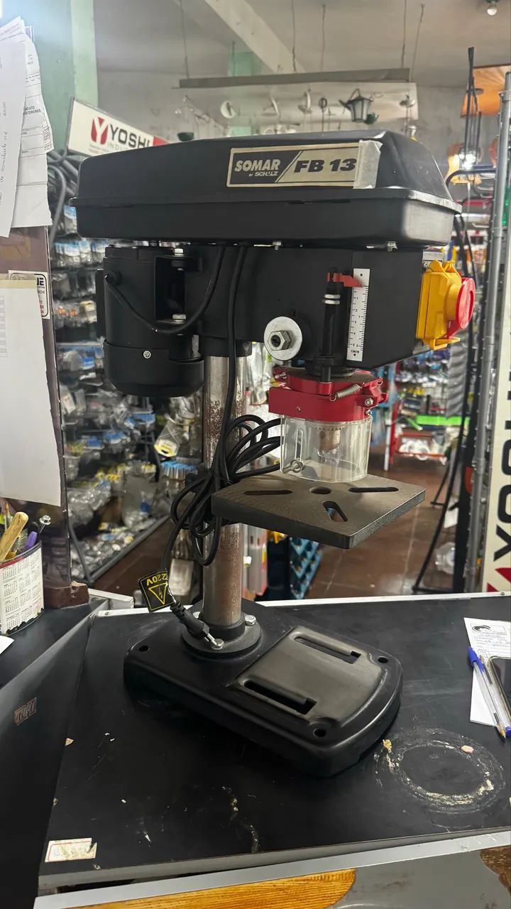 Furadeira de bancada FB13 