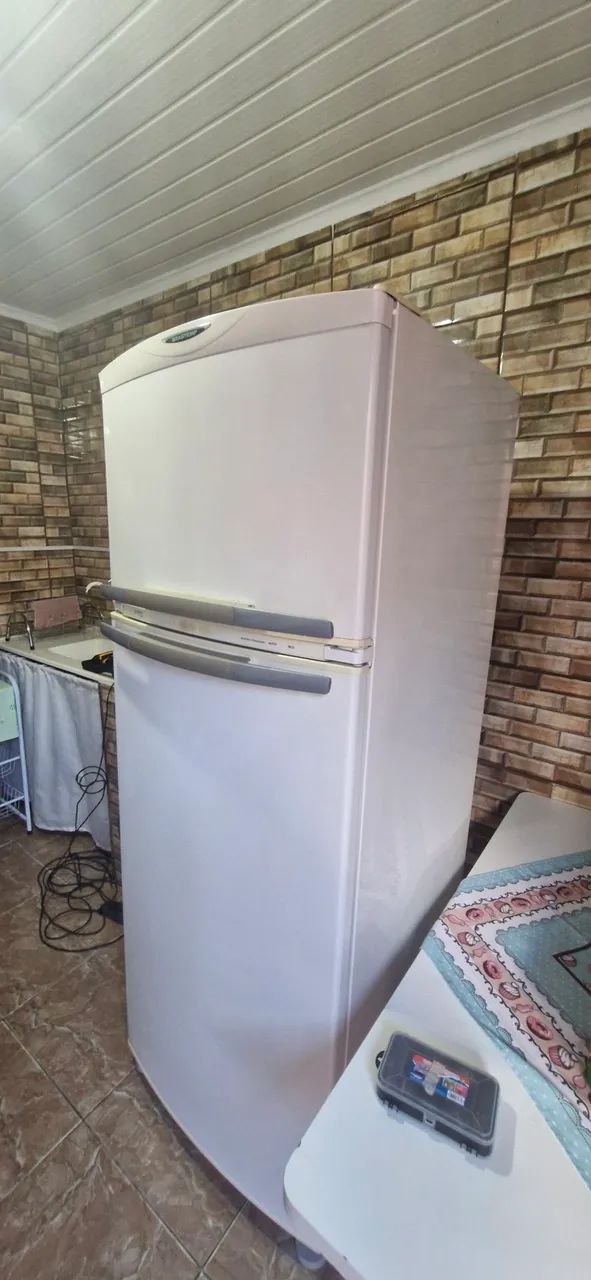 Vendo geladeira Brastemp - Foto 4