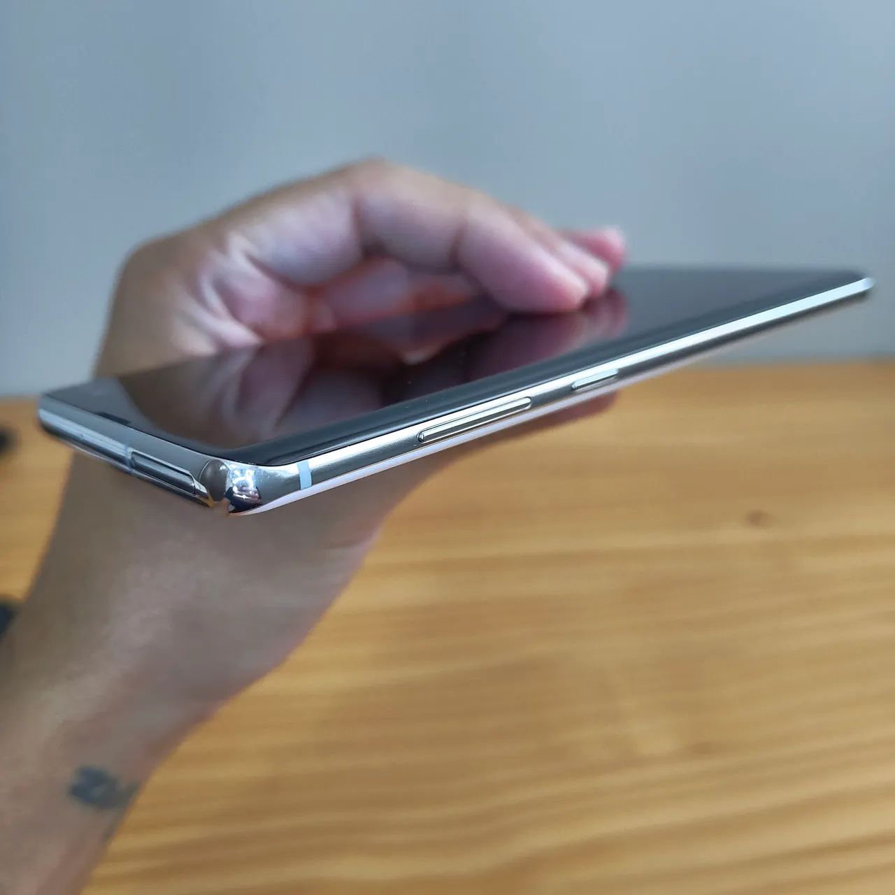 Samsung Galaxy S10+ 128GB branco prisma - Foto 5