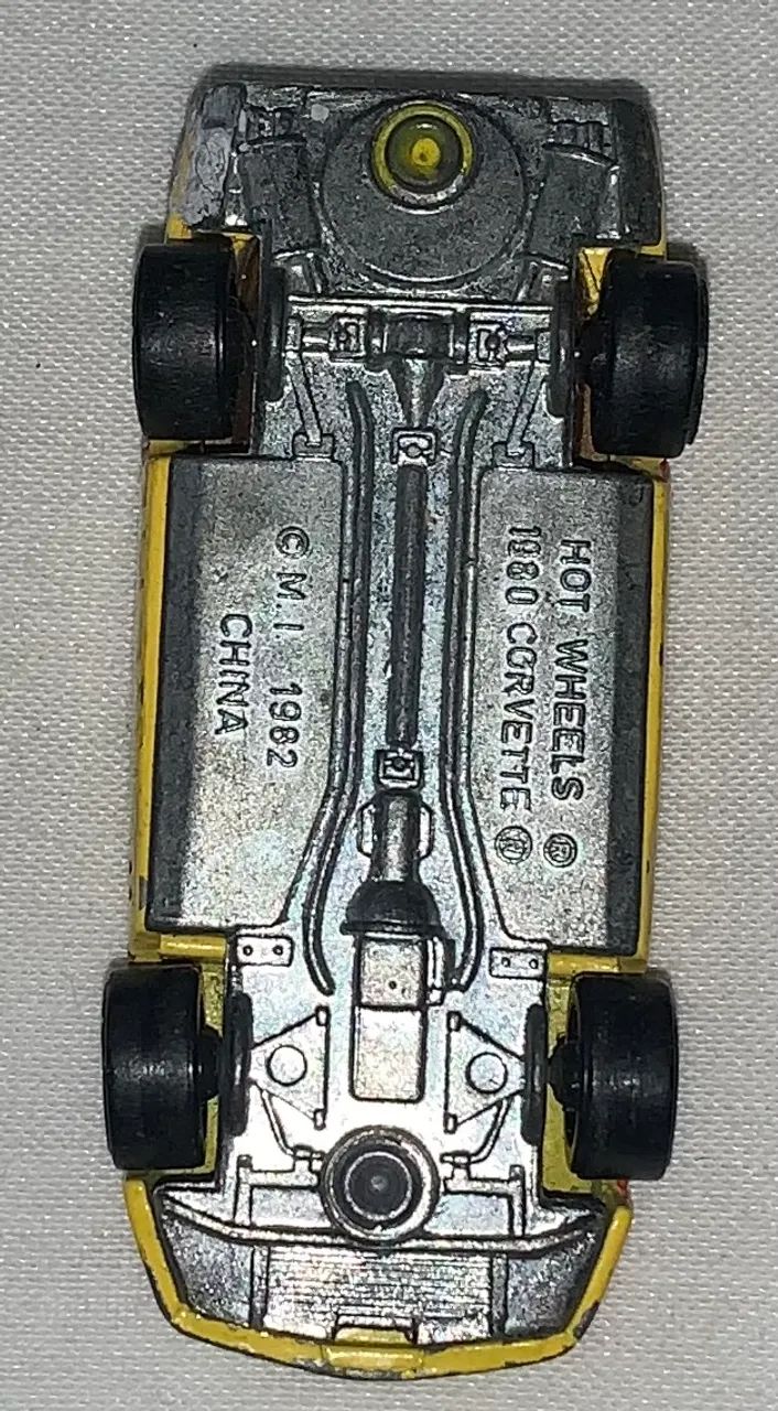 Carrinho Hot wheels Corvette 1980 raro veja as fotos  - Foto 5