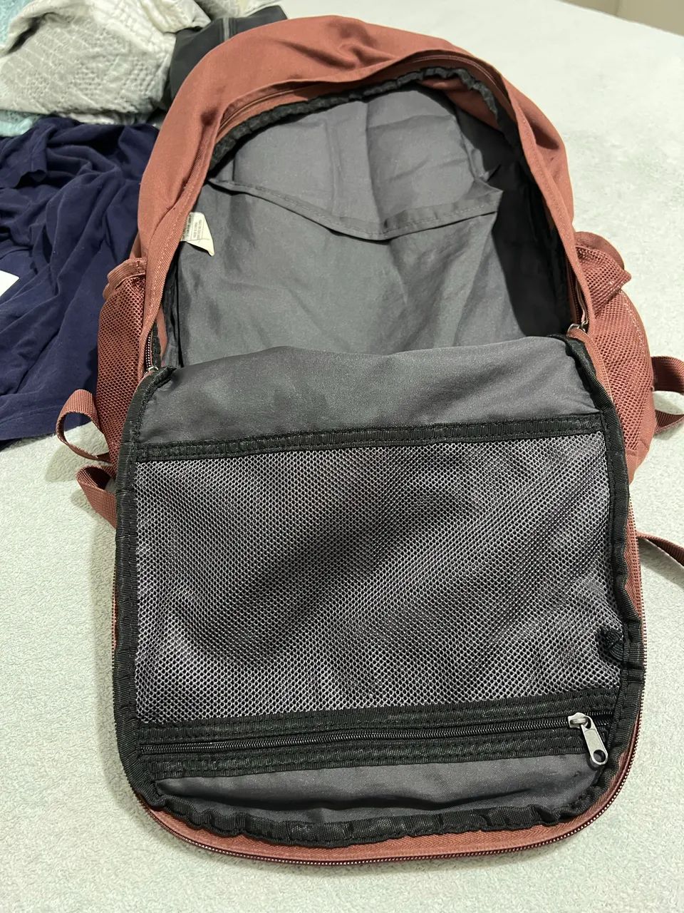 Vendo Mochila da Nike - Foto 5