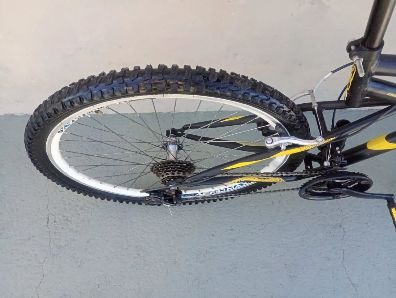 Bicicleta aro 26  - Foto 5