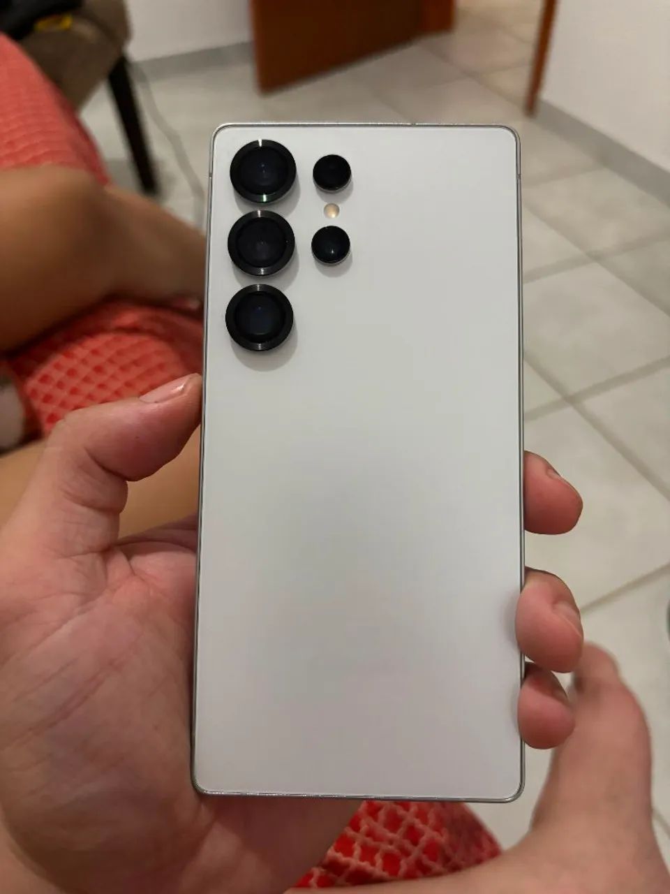 S25 ULTRA com caixa e carregador 