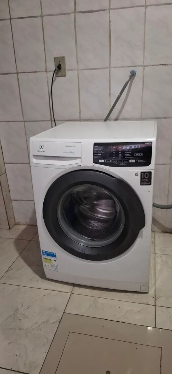 Lavadora de Roupas Electrolux 11kg - Foto 4