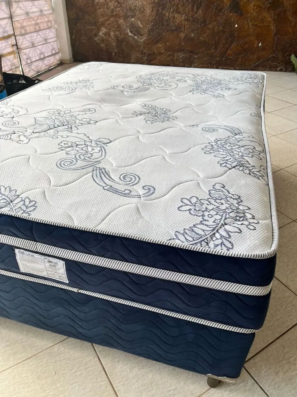 Box Bed470981207917875203