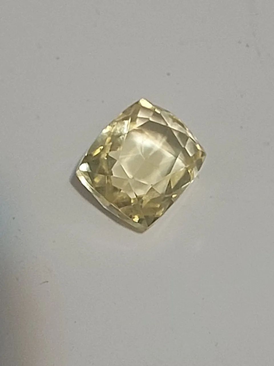 Topázio Amarelo Claro