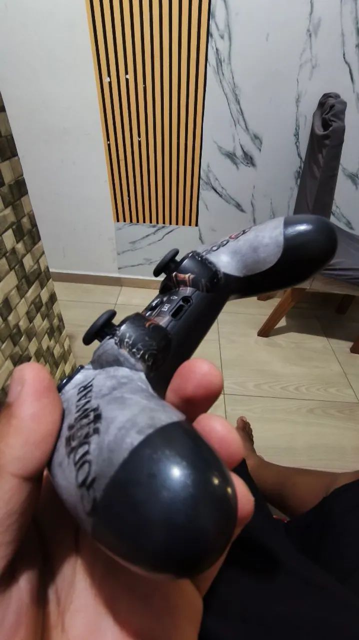 Vendo controle PS4 funcionando perfeitamente JACINTINHO  - Foto 4