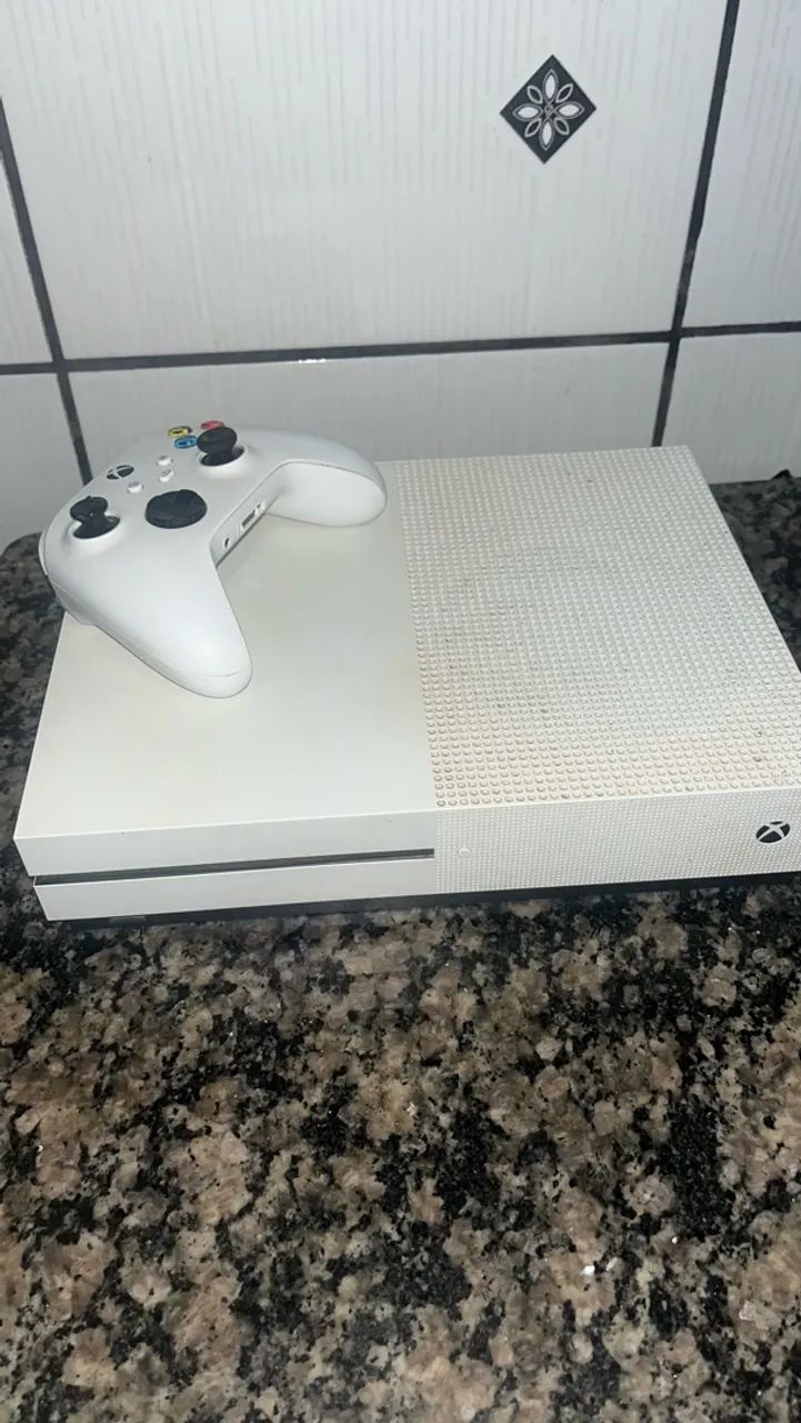 XBOX ONE S