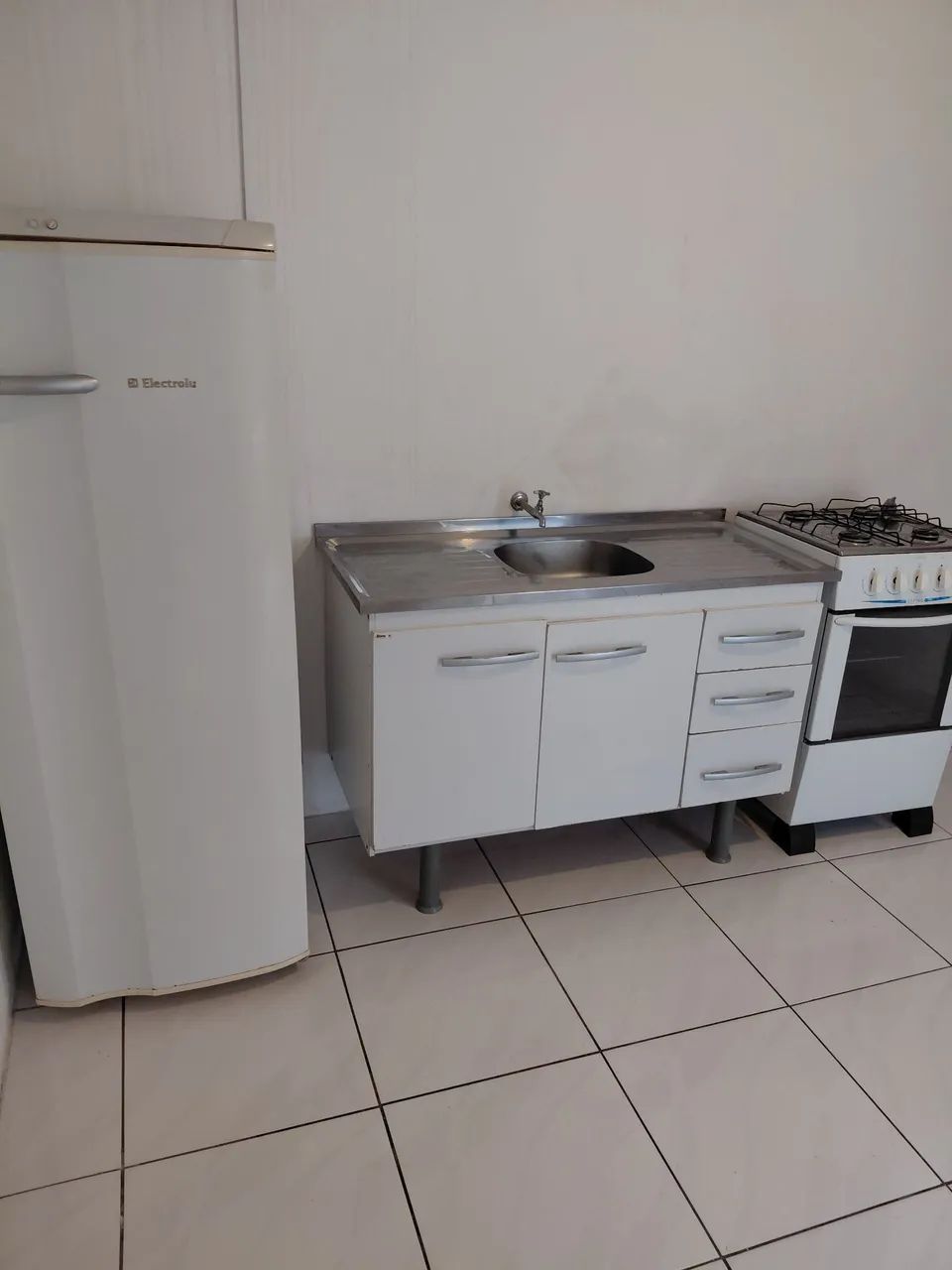 Aluga-se  kitinet  - Foto 4
