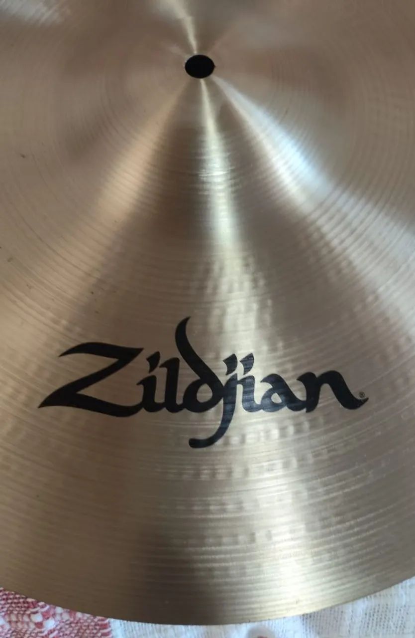Prato Zildjian A Medium Thin Crash 18  - Foto 3