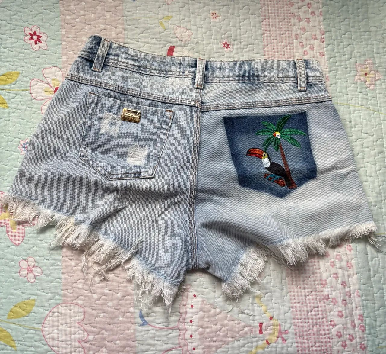 Short jeans