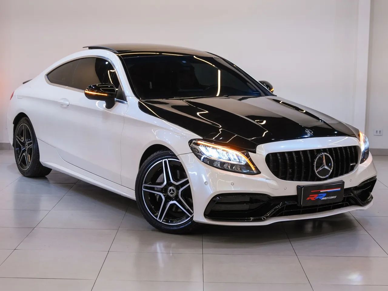 Mercedes-Benz C-180 CGI Coupe Sport 1.6 TB 16V Aut. 2020