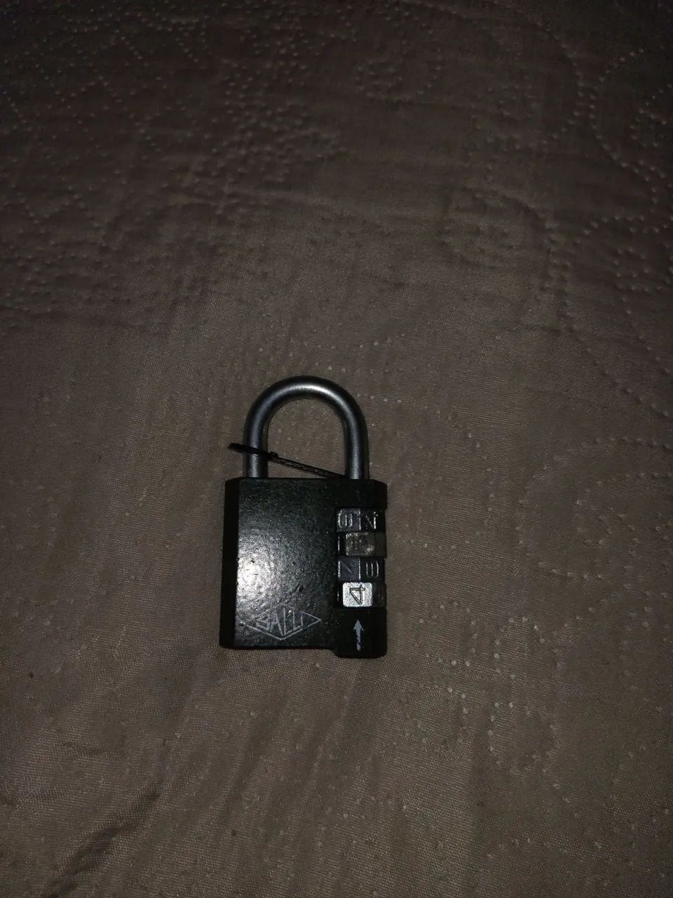 Vendo cadeado com segredo  - Foto 2