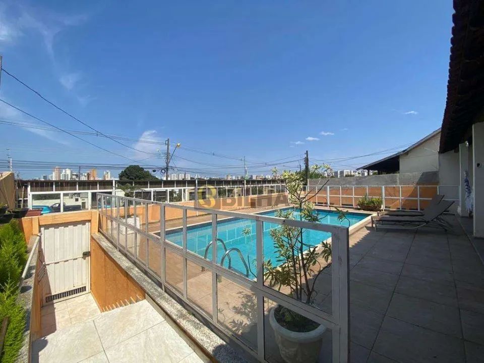 Casa com Edícula - Califórnia - Foto 2