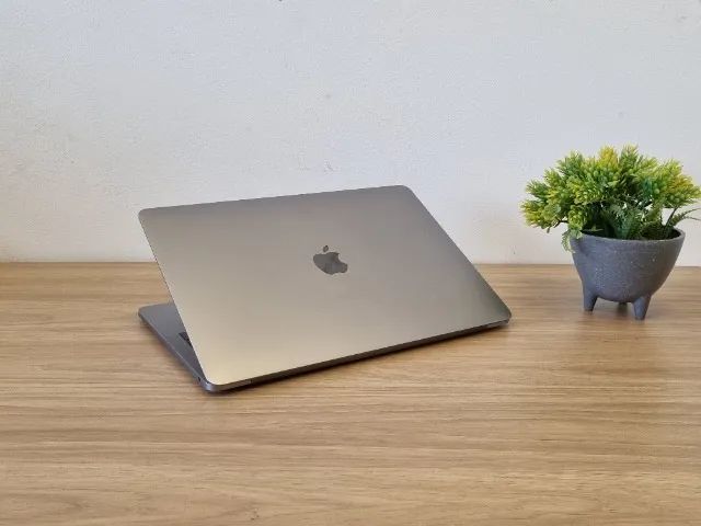 Apple MacBook Pro 2017 - Core i5 | 256GB SSD | 8GB LPDDR3 | 13.3" - Foto 5