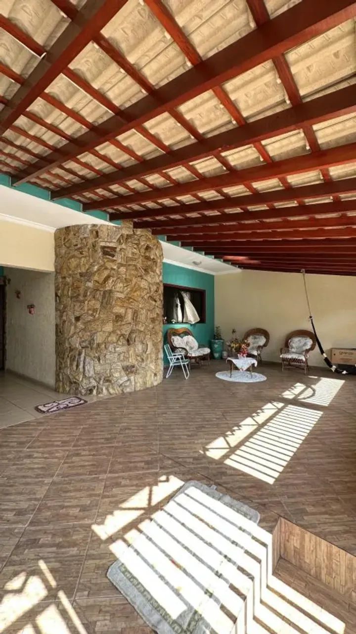Excelente sobrado a venda no Portal Bordon