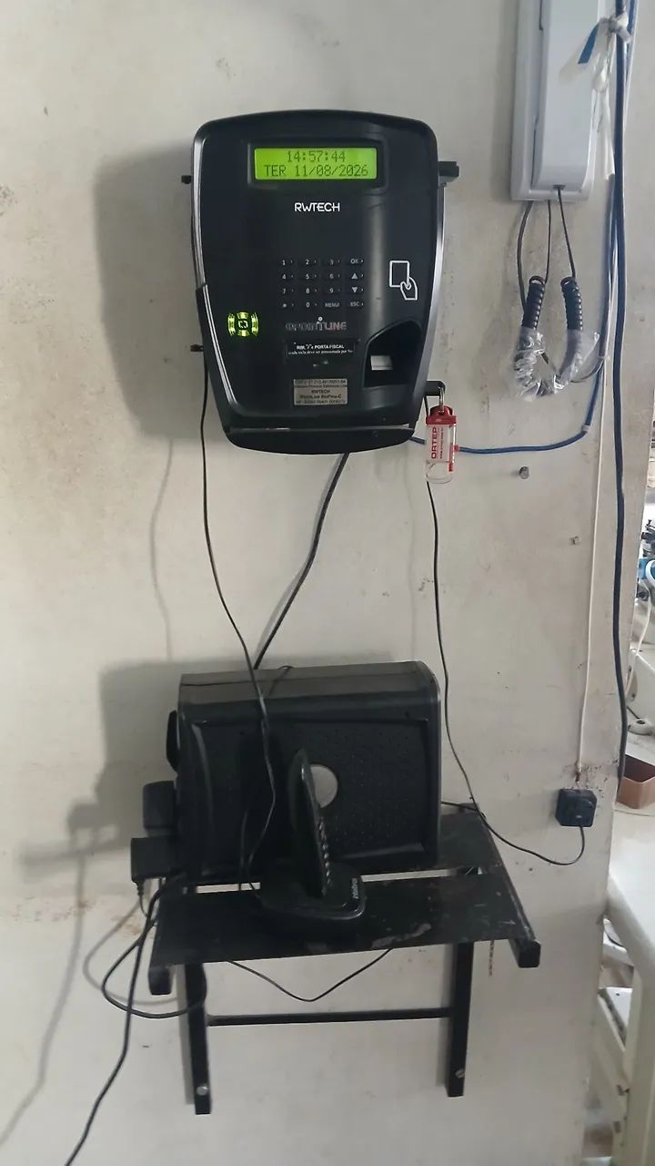Relógio de ponto ( registrar horário de trabalho)