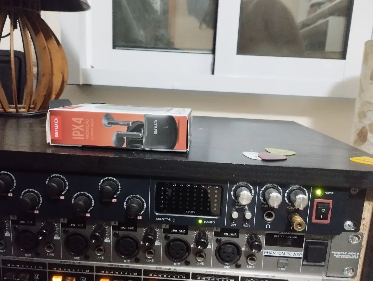 Interface de áudio Focusrite Scarlett 18i20 - 1st generation - Foto 5