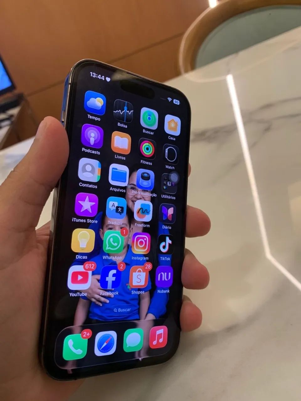 iPhone 14 Pro lilás 