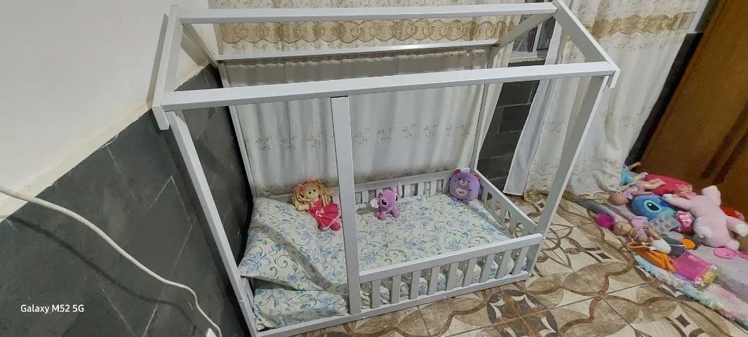 Cama infantil Montessoriana 