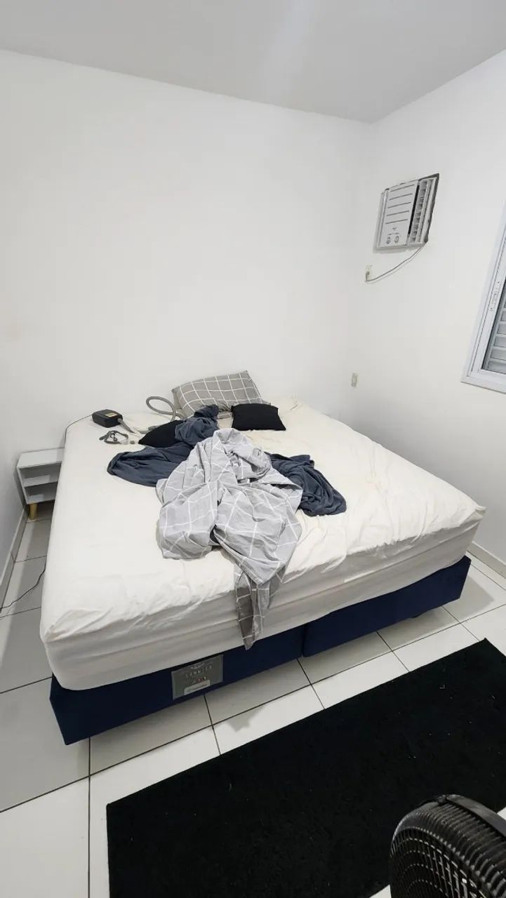 Cama King Size com Colchão, Base Box e Jogos de Cama