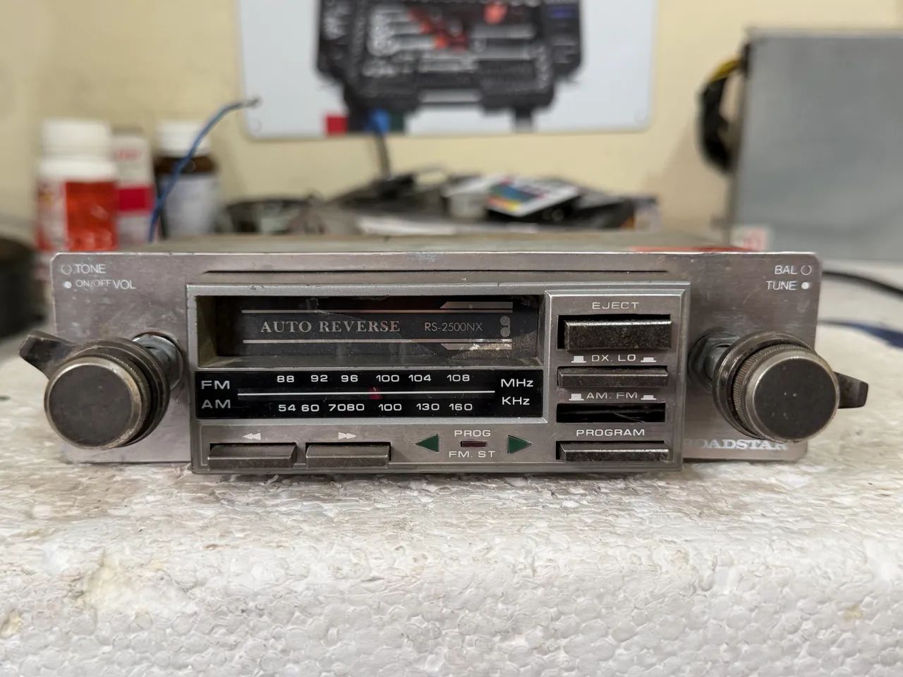 Rádio ROADSTAR com Bluetooth 