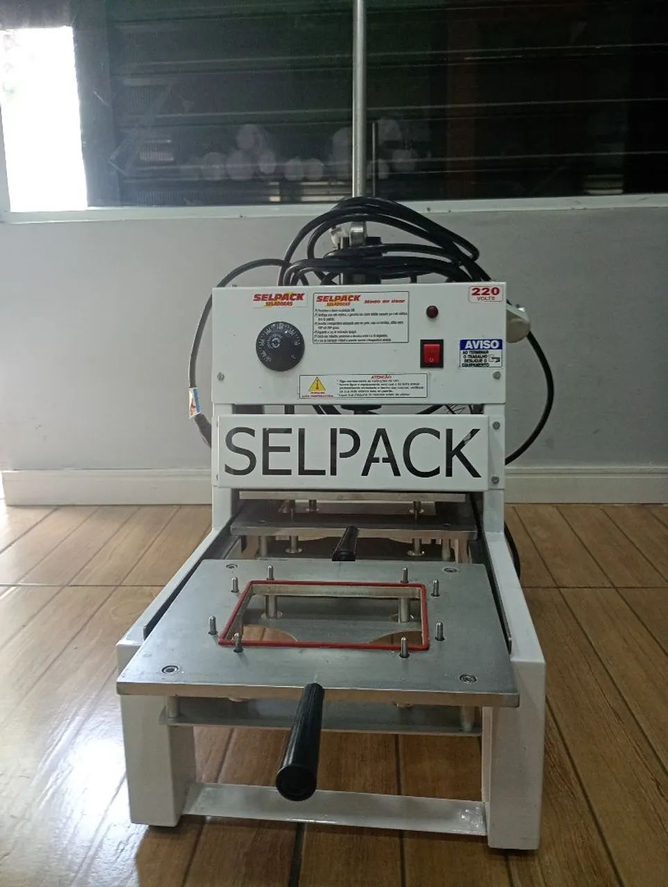 Máquina seladora de embalagem de papel