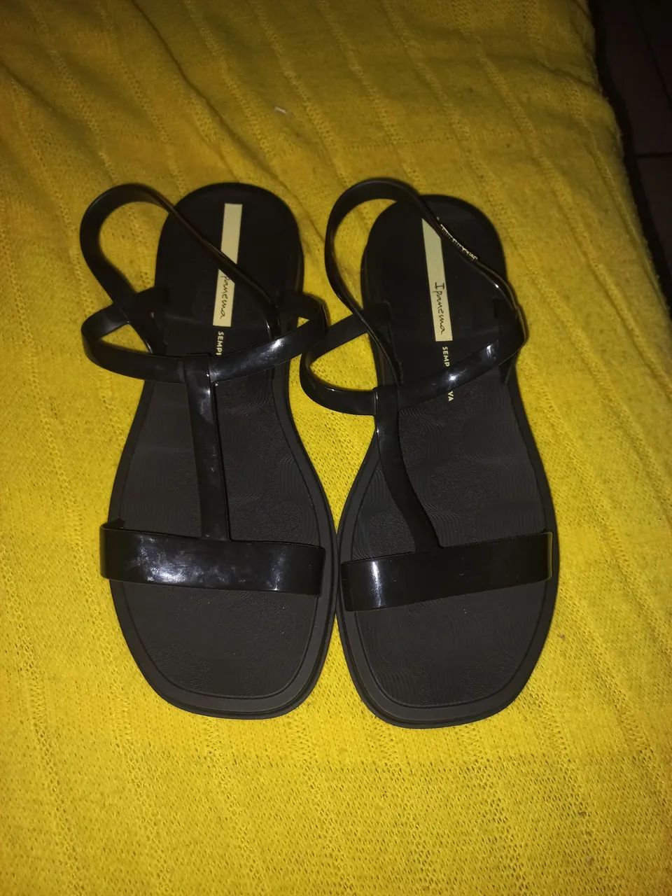 Sandália nova Ipanema 