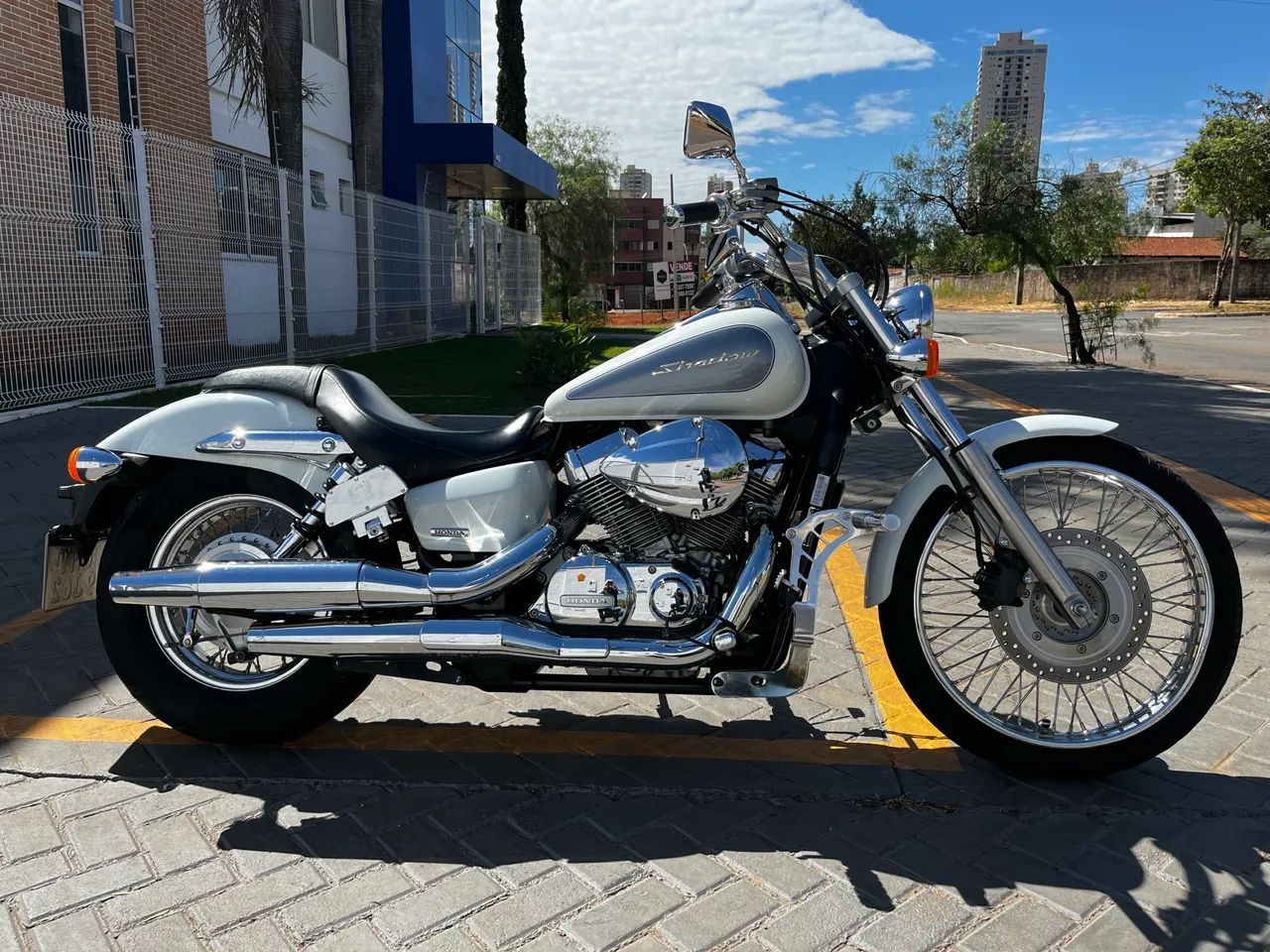 Honda Shadow 750 Branca, Exclusiva com apenas 22.000km toda original