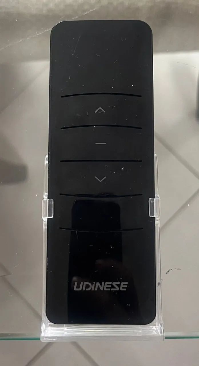 Porta Balcão com com persiana integrada automatizada 1,60 x 2,50  - Foto 2