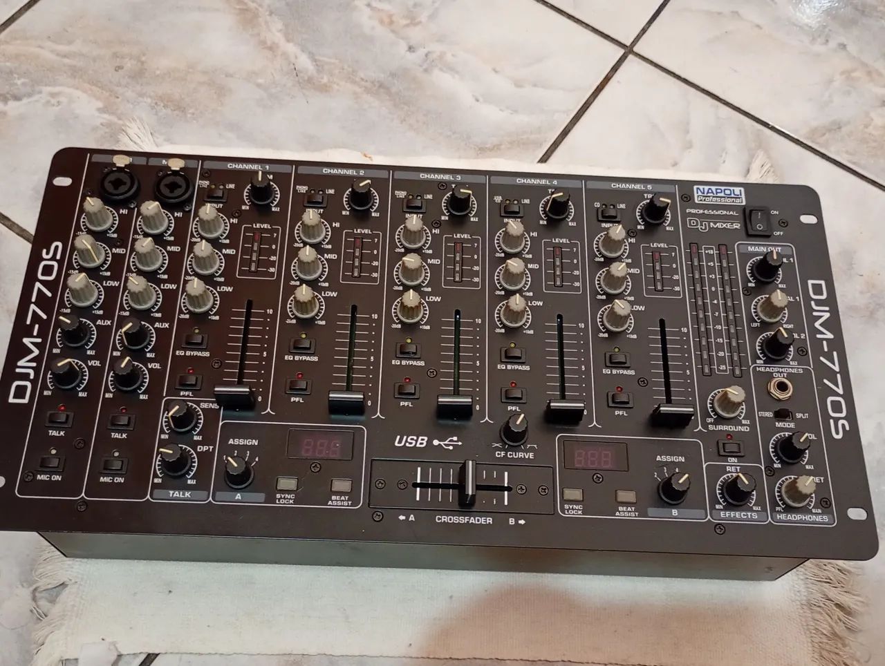 MIXER NAPOLI DJM 770S - Equipamentos e Acessórios de Som - Bento