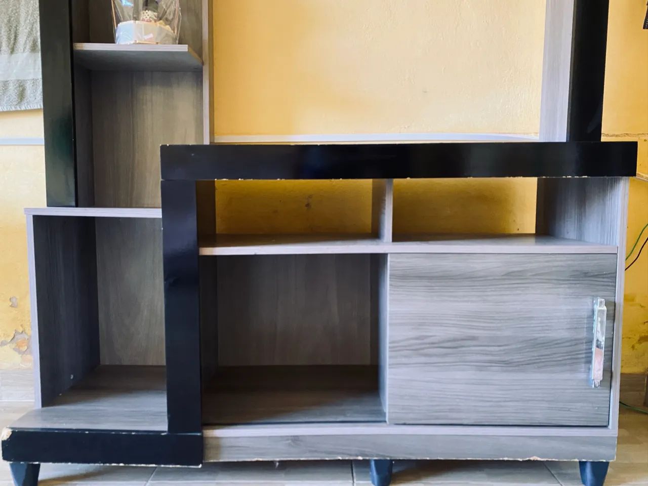 Rack para TV  grande - ótimo estado - Foto 2
